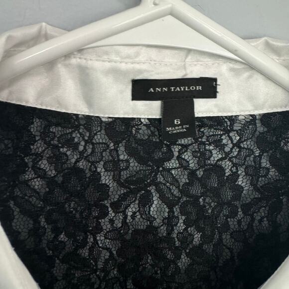 Ann Taylor Black Lace Button Down Top w/ White Accents Size 6 Classic Look - Picture 4 of 9